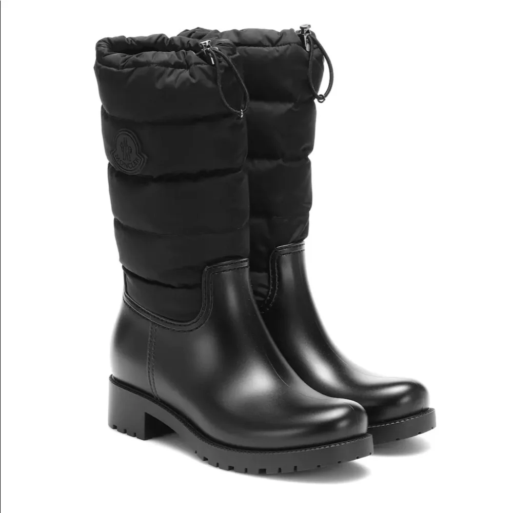 Moncler Boots, drawstring. New, never worn. Women’s 37 - Picture 1 of 3
